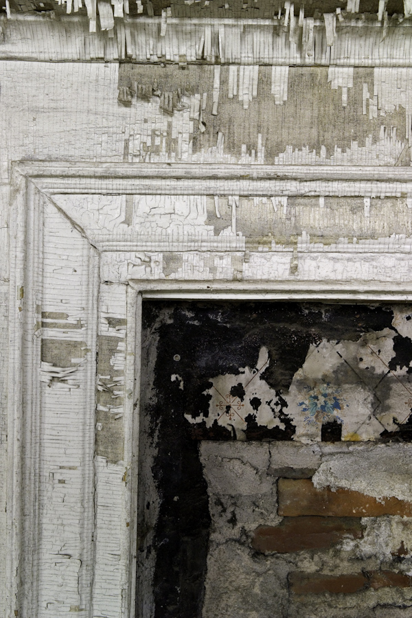 Hadley House Renovation, Mantel