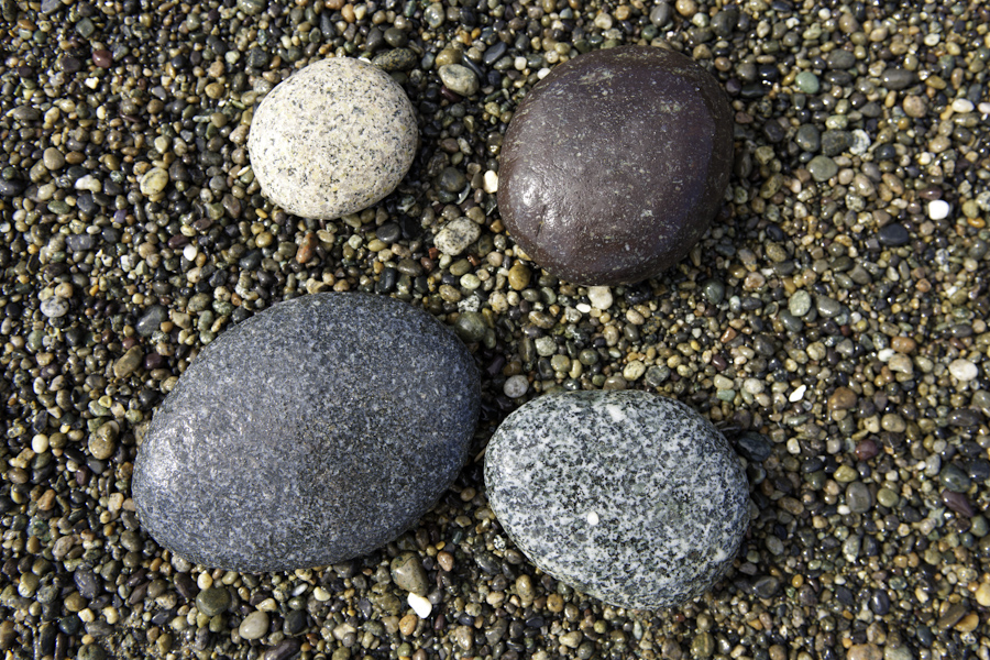 Keeah Beach Stones 3449