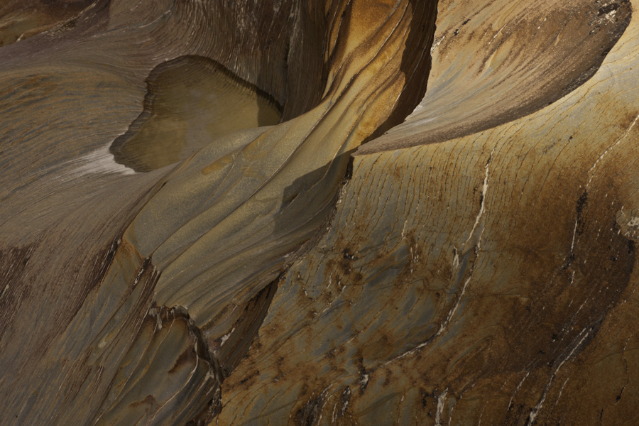Washed Rock 9895